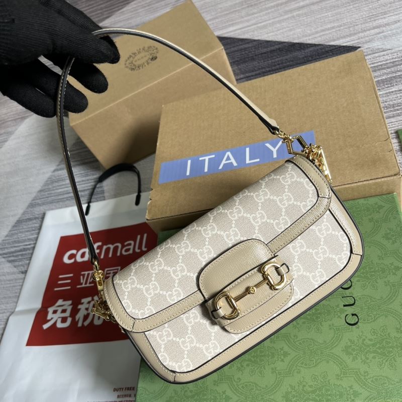 Gvc*1 horsebit bags
